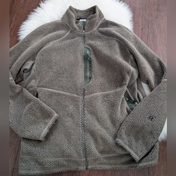 Patagonia Men’s 2009 MARS R2 Regulator Army Green Fleece Jacket XL - Picture 1 of 9